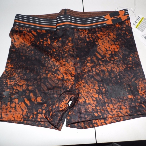 under armour camo compression shorts